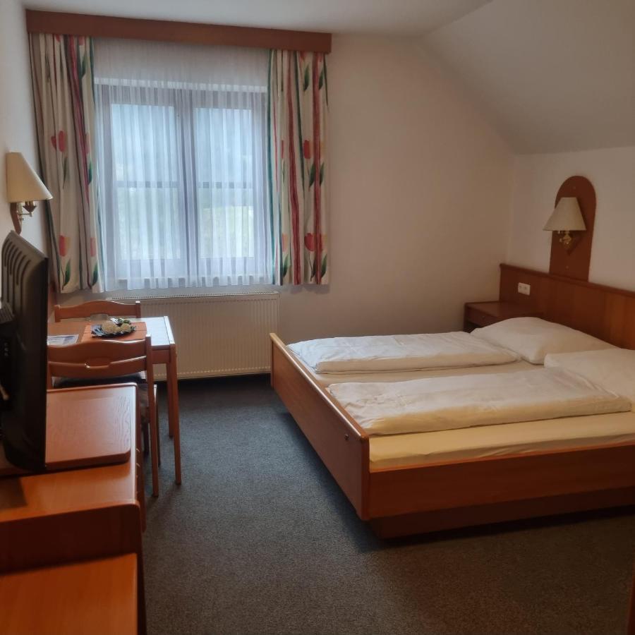 Gasthof Koegerlwirt Göstling an der Ybbs Buitenkant foto